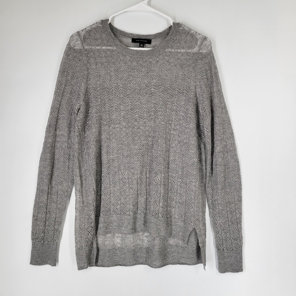 Ann Taylor Womens Grey Open Knit Chevron Pointelle Sweater Medium‎ Lightweight